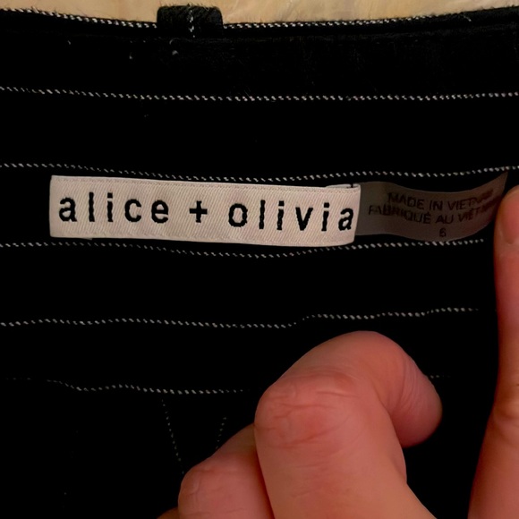 Alice Olivia Striped Straight Leg Pant (size 6) - Picture 3 of 9